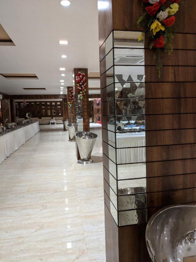 The Prestige Hotel & Convention Panposh Экстерьер фото