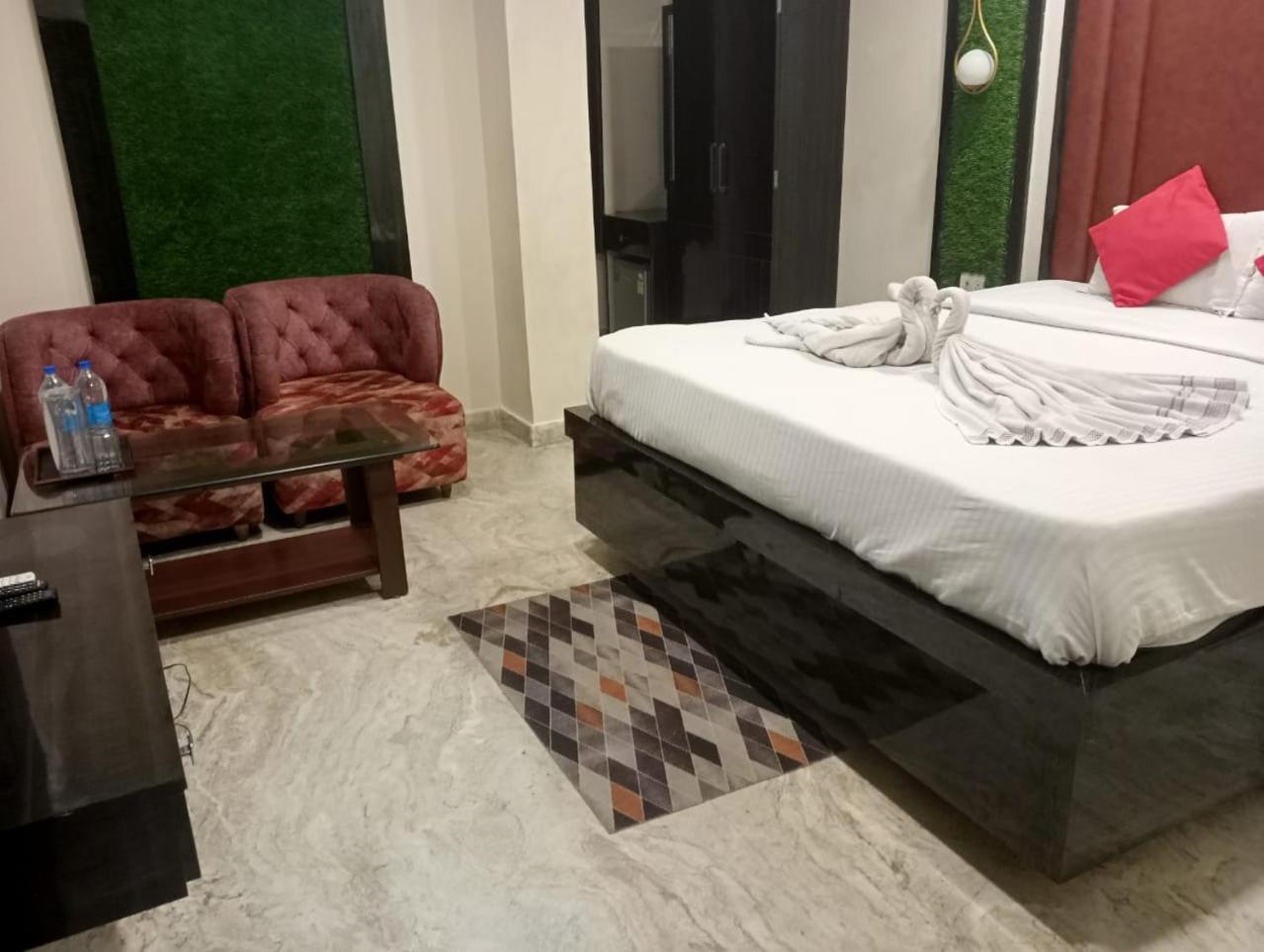 The Prestige Hotel & Convention Panposh Экстерьер фото